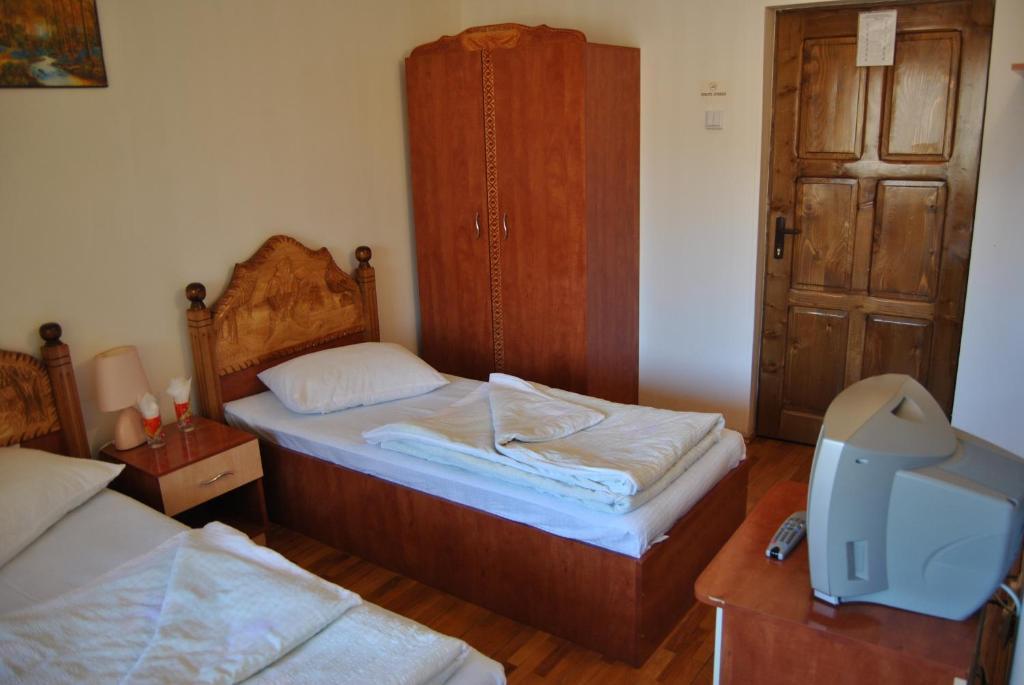 Cabana Popasul Haiducilor Petroşani Zimmer foto